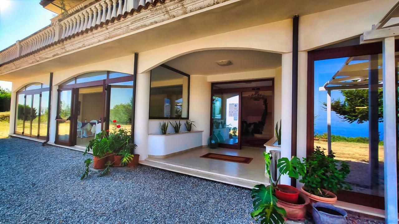 Hotel Residenza Domus Aurea Tropea- Vista Mare Santa Domenica Talao Exterior foto