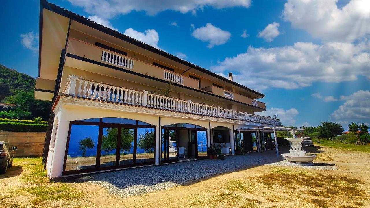 Hotel Residenza Domus Aurea Tropea- Vista Mare Santa Domenica Talao Exterior foto
